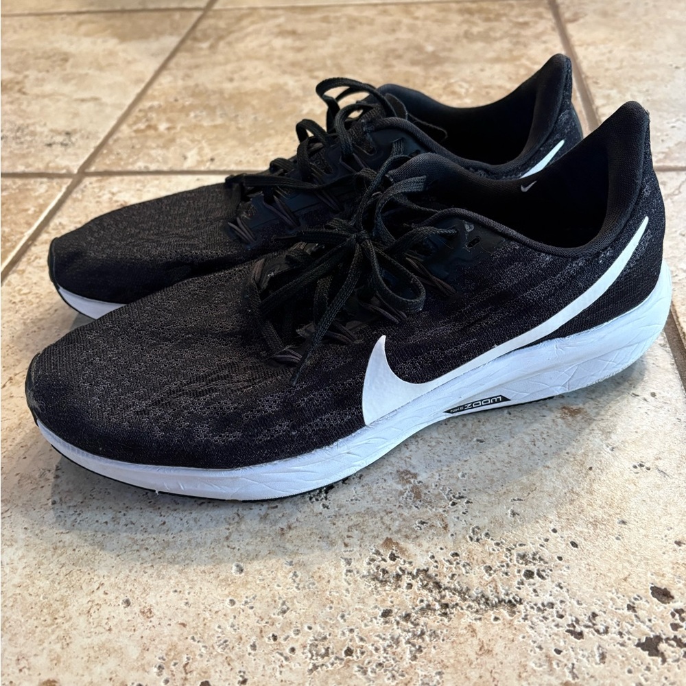Nike Men’s Zoom Pegasus 36 size 11.5